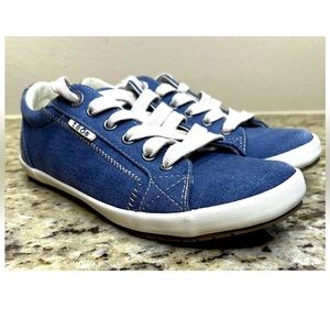 Taos Star Blue Wash Denim Tennis Shoes 7.5